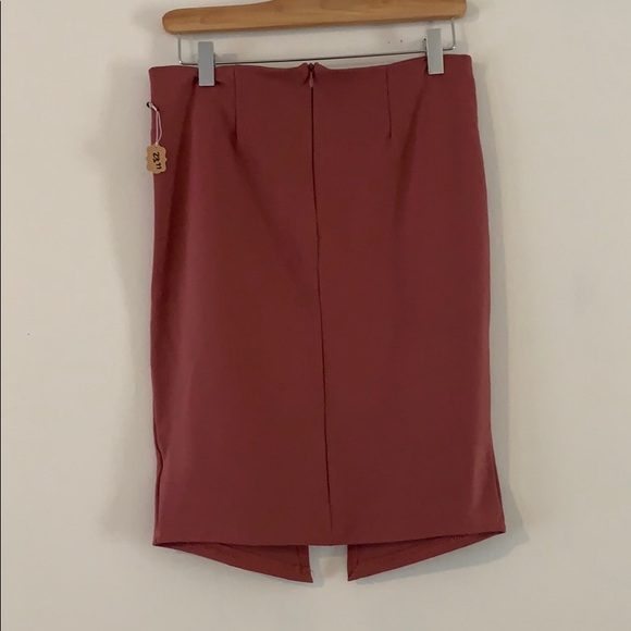 Dusty rose pencil  skirt - Picture 2 of 2